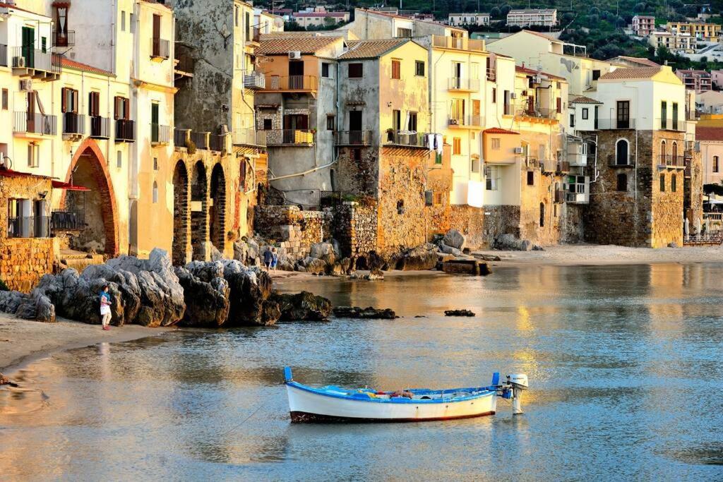 Lavatoioflats Casa Sul Mare E Sul Lavatoio Medievale A Cefalù Exteriör bild